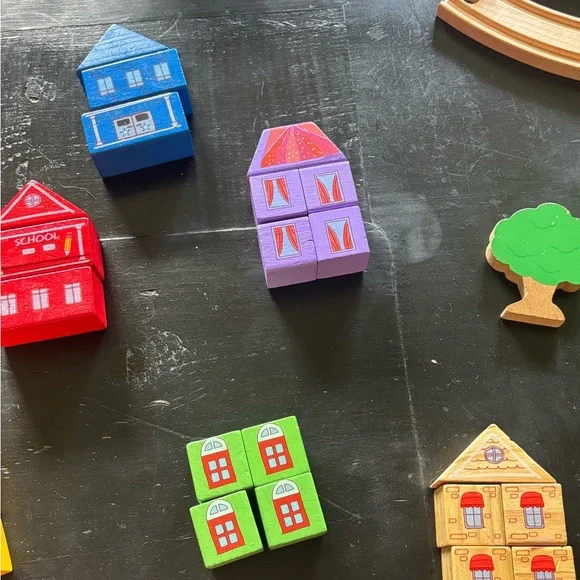 Melissa & Doug Train and Building Block Set - Picture 11 of 16